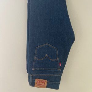 LIKE NEW - Levi's 710 SUPER SKINNY WOMEN'S JEANS - Classic Blue Jean